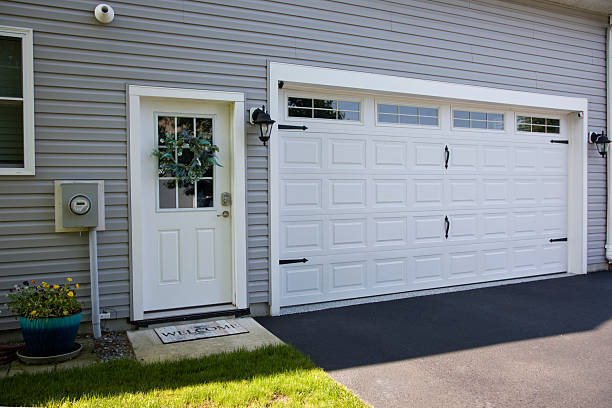 24/7 Emergency Garage Door Panel Replacement experts in Geraldine, AL